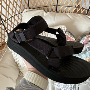 Teva Women's Midform Universal Sandal